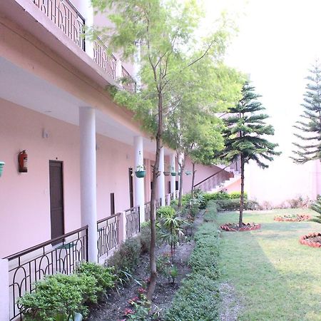 Greenwood Hotel Bhīm Tāl 外观 照片