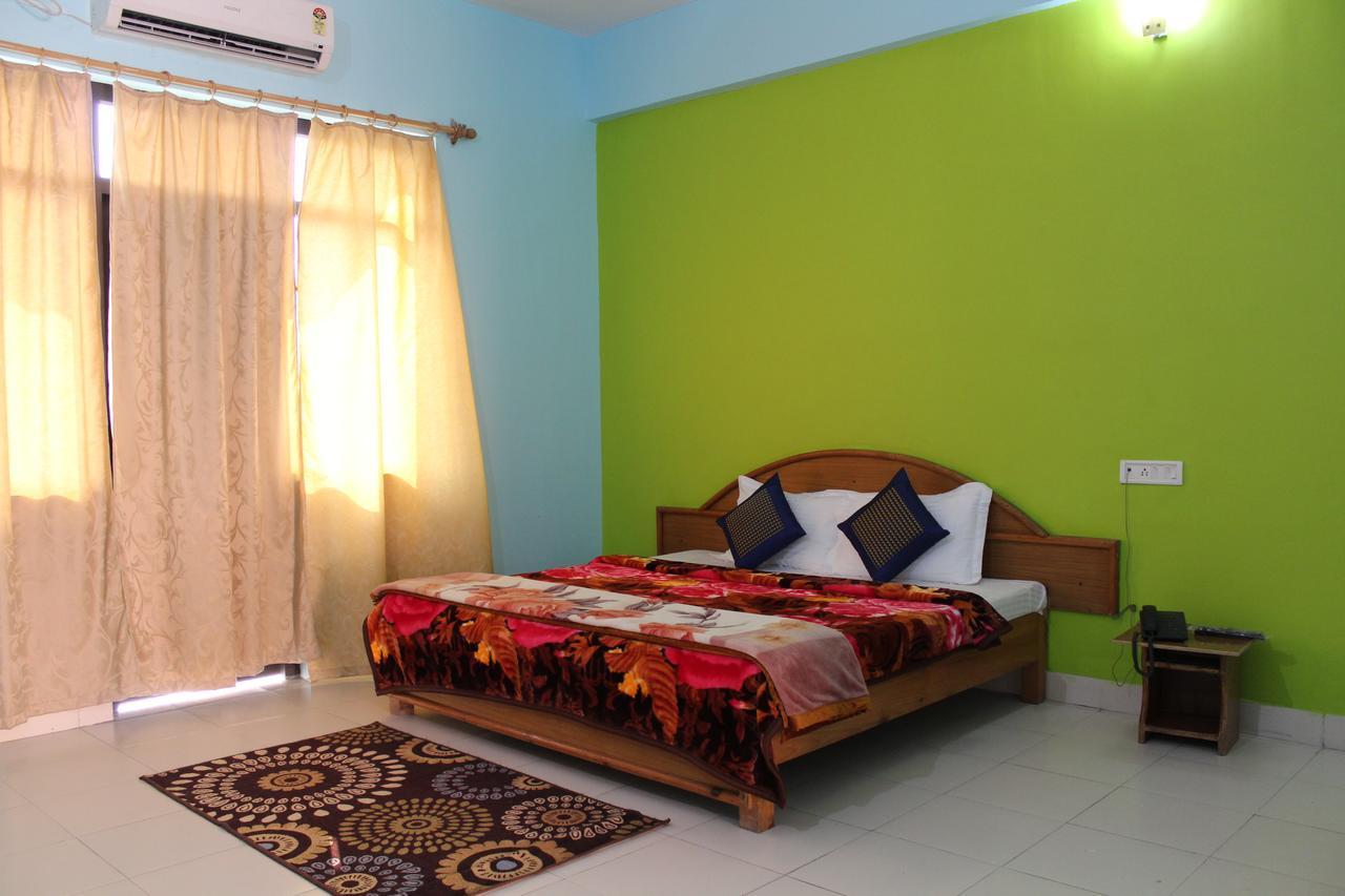 Greenwood Hotel Bhīm Tāl 外观 照片