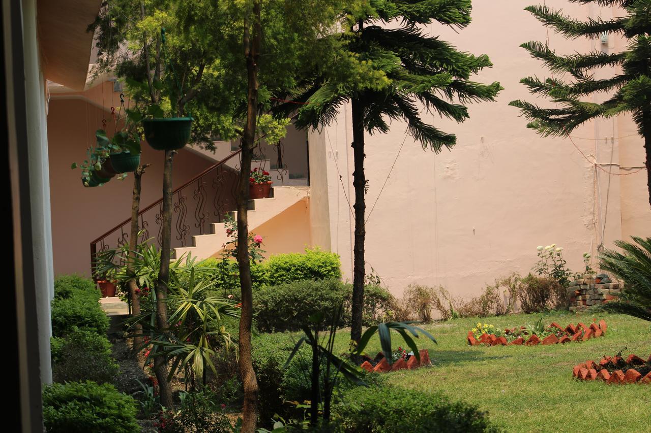 Greenwood Hotel Bhīm Tāl 外观 照片