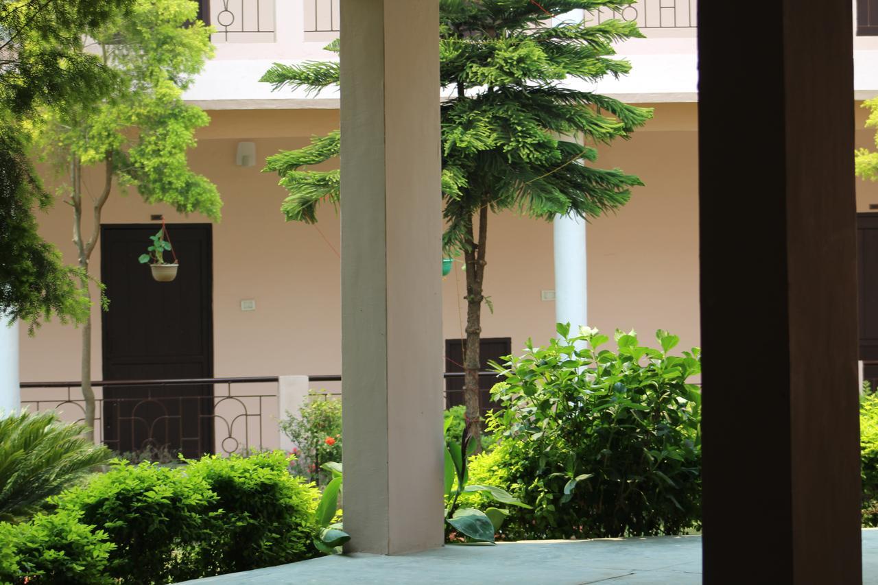 Greenwood Hotel Bhīm Tāl 外观 照片